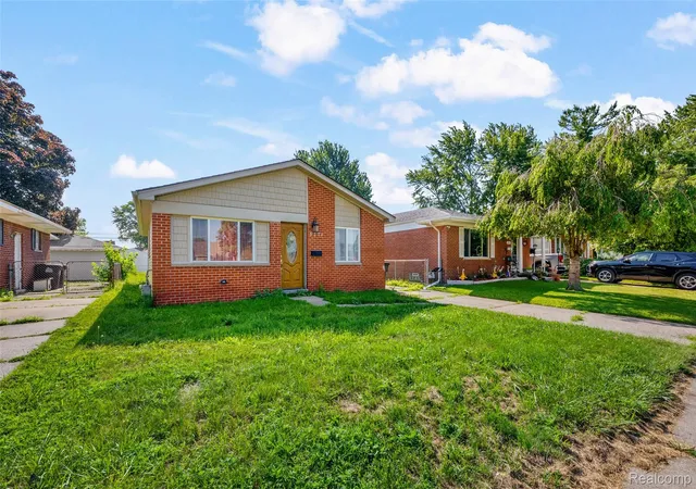 Photo 4 of Single family home for sale at 6871 Troy St, Taylor, MI 48180 | MLS# 20261052761 | Listing updated on 2026-08-03