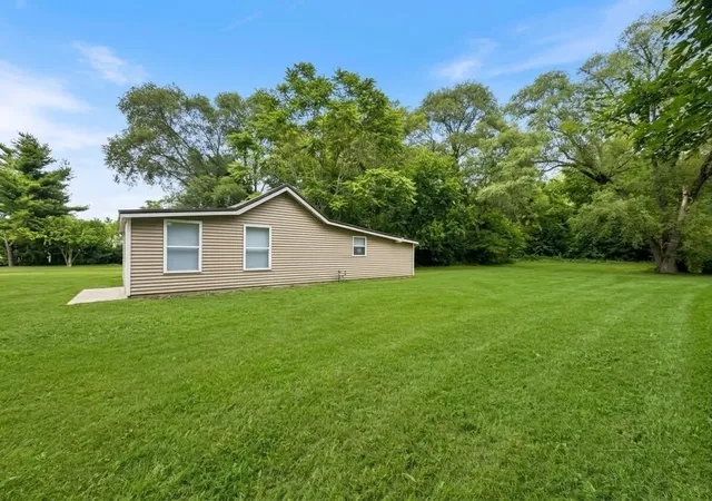Photo 2 of Single family home for sale at 815 Milo St, Benton Harbor, MI 49022 | MLS# 66026035015 | Listing updated on 2026-07-29