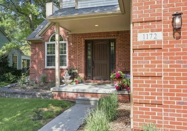 Photo 5 of Single family home for sale at 1172 Key W Dr, Lake Orion, MI 48360 | MLS# 58050214340 | Listing updated on 2026-07-23