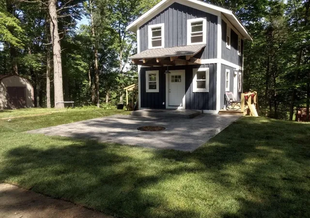Photo 1 of Single family home for sale at 8523 W Easy St, Mears, MI 49436 | MLS# 65026035033 | Listing updated on 2026-08-19