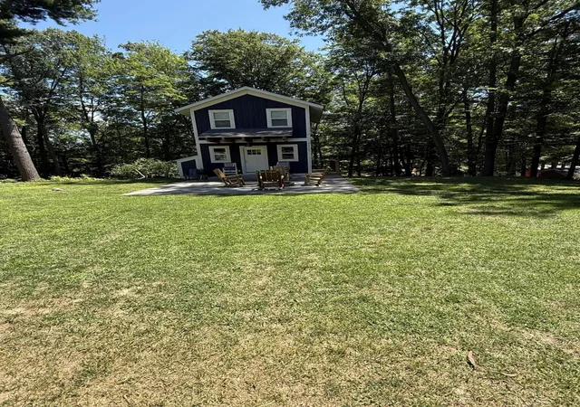 Photo 3 of Single family home for sale at 8523 W Easy St, Mears, MI 49436 | MLS# 65026035033 | Listing updated on 2026-09-09