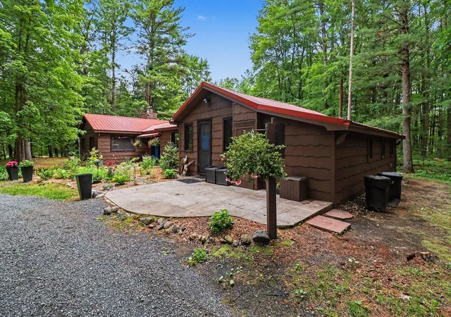3rd image of 13325 W Pine Lake Rd, Manistee, MI 49660 | MLS# 67026035035