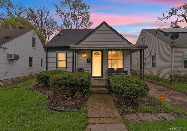 Photo 1 of Single family home for sale at 15482 Winston, Redford, MI 48239 | MLS# 20261052781 | Listing updated on 2026-09-09