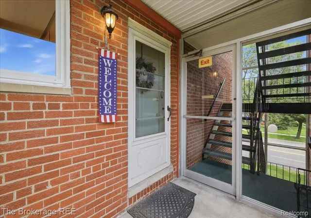 Photo 2 of House for sale at 2820 Woods Lee Dr #310, Royal Oak City Oakland, MI 48073 | MLS# 20261052782 | Listing updated on 2026-09-09