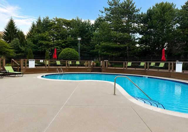 Photo 2 of Condo for sale at 5000 Town Ctr #908, Southfield, MI 48075 | MLS# 81026035046 | Listing updated on 2026-08-06