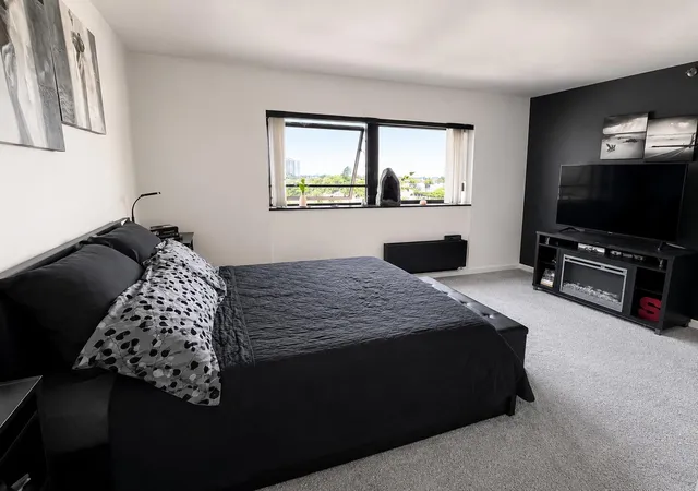 Photo 4 of Condo for sale at 5000 Town Ctr #908, Southfield, MI 48075 | MLS# 81026035046 | Listing updated on 2026-08-06