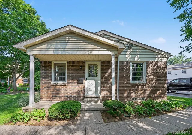 Photo 1 of Sale Pending at 38211 Carolon Blvd, Westland, MI 48185 | MLS# 20261052797 | Listing updated on 2026-09-10