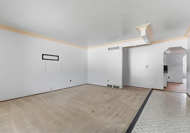 Photo 2 of Single family home for sale at 19100 Masonic Blvd, Roseville, MI 48066 | MLS# 20261052799 | Listing updated on 2026-09-01