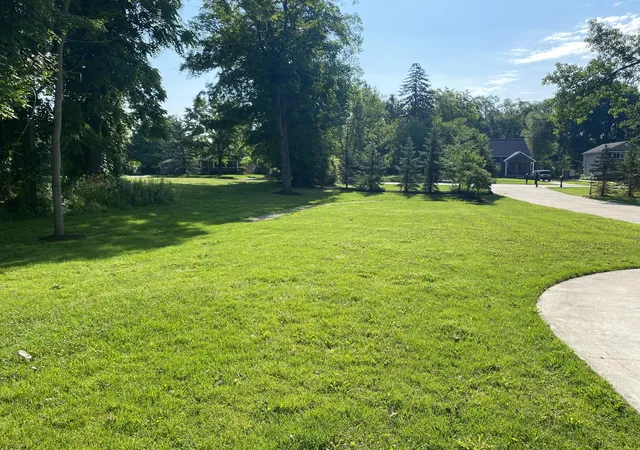 Photo 3 of Single family home for sale at 9915 Wayne Rd, Livonia, MI 48150 | MLS# 81026035065 | Listing updated on 2026-10-01