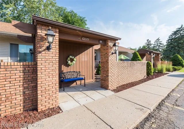 Photo 3 of Condo for sale at 62177 Ticonderoga #4, South Lyon, MI 48178 | MLS# 20261052814 | Listing updated on 2026-09-14