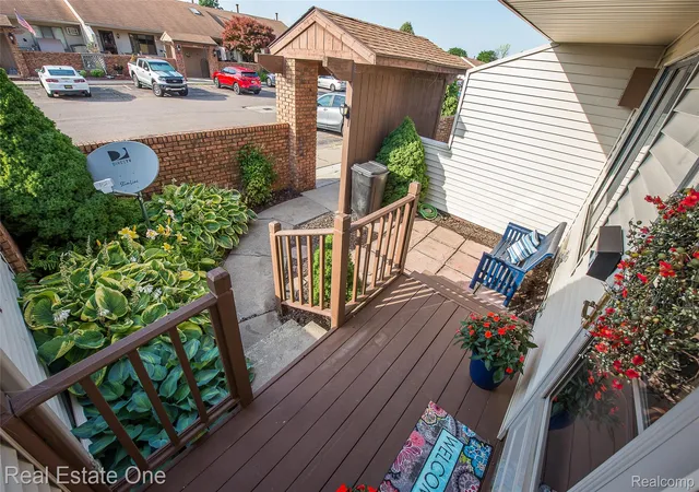 Photo 3 of Condo for sale at 62177 Ticonderoga #4, South Lyon, MI 48178 | MLS# 20261052814 | Listing updated on 2026-09-30