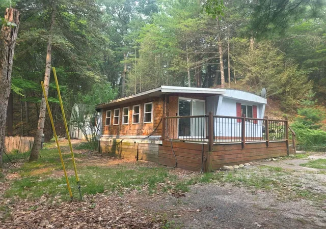 Photo 2 of Single family home for sale at 6115 S Lakeshore Dr, Pentwater, MI 49449 | MLS# 67026035078 | Listing updated on 2026-08-30