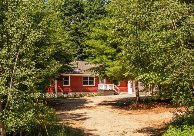 Photo 3 of Single family home for sale at 3551 Donna Ln, Cadillac, MI 49601 | MLS# 78080070888 | Listing updated on 2026-07-15