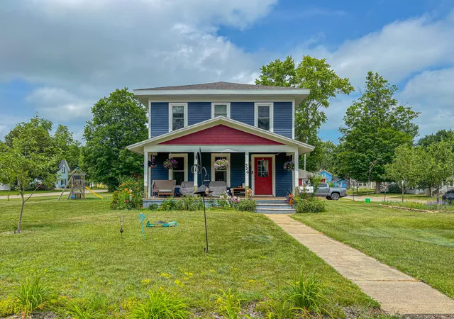 2nd image of 326 W Bridge St, Big Rapids, MI 49307 | MLS# 72026035090