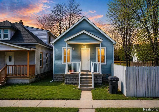 Photo 1 of Single family home for sale at 2415 Mclean St, Hamtramck, MI 48212 | MLS# 20261052844 | Listing updated on 2026-08-18