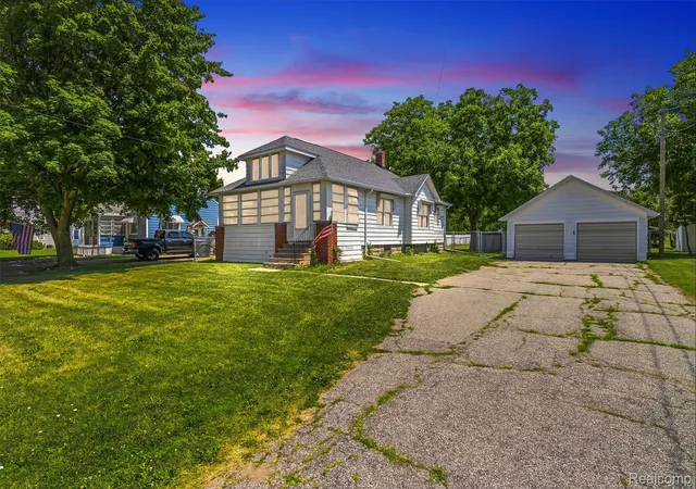 Photo 1 of Single family home for sale at 1709 Michigan Ave, Bay City, MI 48708 | MLS# 20261052849 | Listing updated on 2026-09-17
