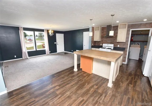 Photo 3 of Single family home for sale at 148 Pheasant Ln, Grand Blanc, MI 48439 | MLS# 20261052854 | Listing updated on 2026-07-30