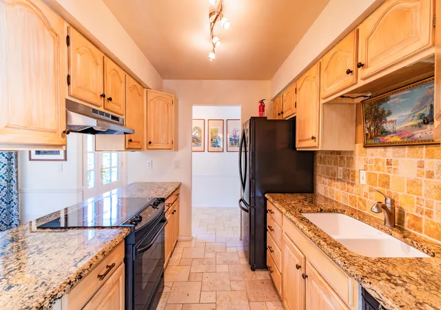 Photo 4 of Single family home for sale at 22035 Territorial Way, Mattawan, MI 49071 | MLS# 66026035112 | Listing updated on 2026-08-04