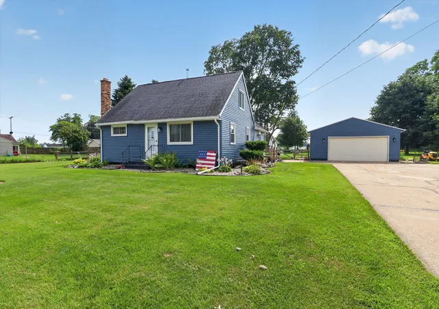 Photo 1 of Single family home for sale at 68958 Claire St, Edwardsburg, MI 49112 | MLS# 69026035115 | Listing updated on 2026-09-15