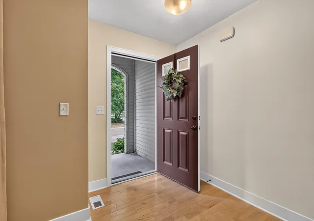 Photo 4 of Single family home for sale at 16826 Birchview Dr, Nunica, MI 49448 | MLS# 65026035134 | Listing updated on 2026-08-19
