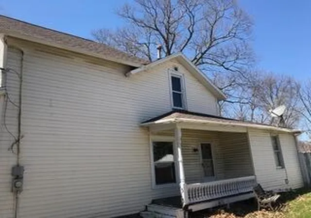 Photo 3 of Single family home for sale at 1513 E Oakland Ave, Lansing, MI 48906 | MLS# 65026035152 | Listing updated on 2026-09-09