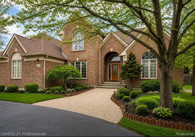 1st image of 27568 Rainbow Cir, Lathrup Village, MI 48076 | MLS# 20261052901