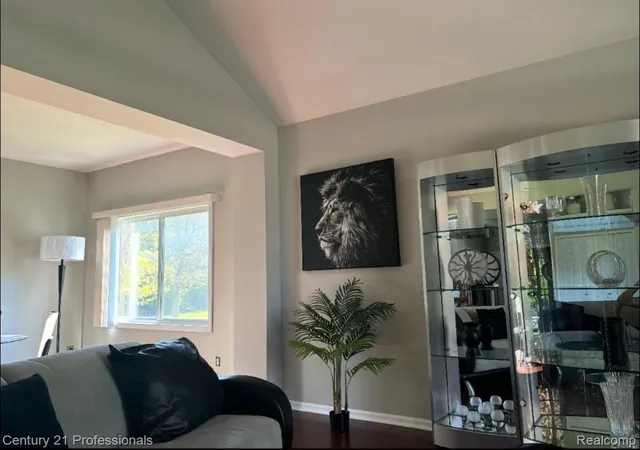 3rd image of 27568 Rainbow Cir, Lathrup Village, MI 48076 | MLS# 20261052901
