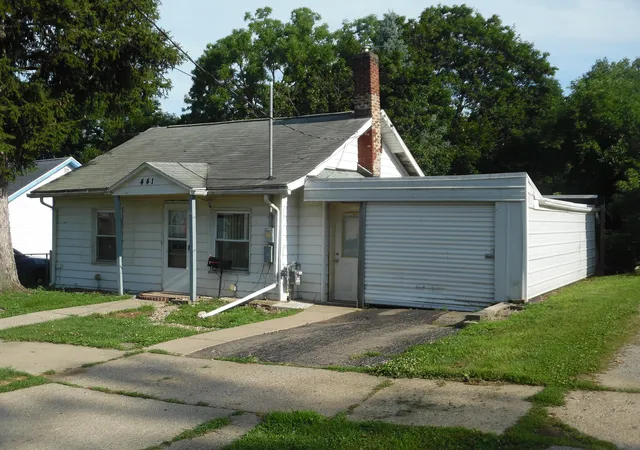 Photo 1 of Single family home for sale at 441 Adams St, Jackson, MI 49202 | MLS# 55026035163 | Listing updated on 2026-08-28