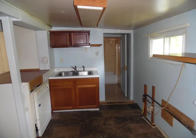Photo 3 of Single family home for sale at 441 Adams St, Jackson, MI 49202 | MLS# 55026035163 | Listing updated on 2026-08-28