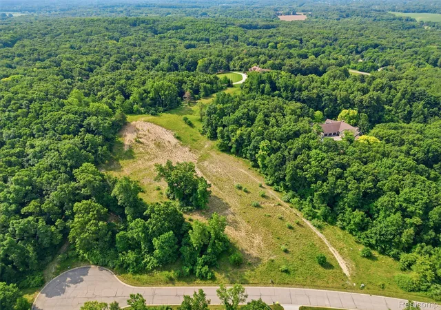 Photo 1 of Land for sale at 20 Grand Summit Dr, Fenton, MI 48430 | MLS# 20261052907 | Listing updated on 2026-07-10