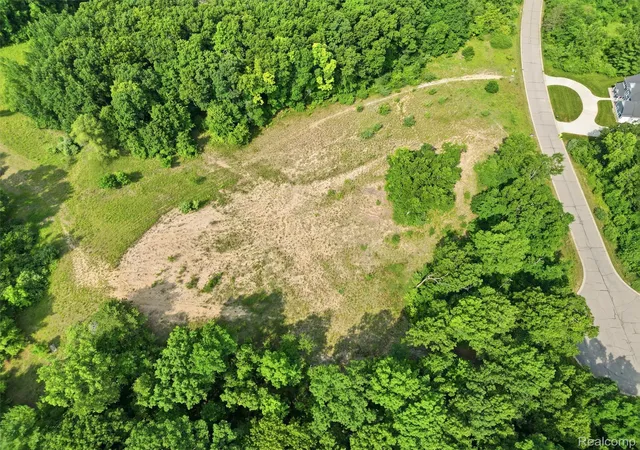 Photo 2 of Land for sale at 20 Grand Summit Dr, Fenton, MI 48430 | MLS# 20261052907 | Listing updated on 2026-07-10