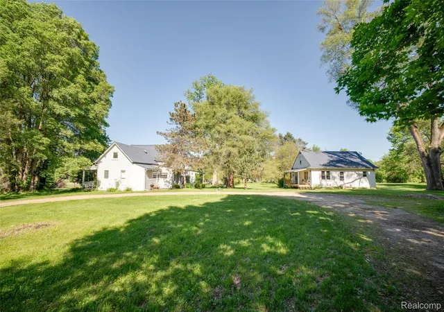Photo 1 of Sale Pending at 7016 Davison Rd, Davison, MI 48423 | MLS# 20261052910 | Listing updated on 2026-07-28