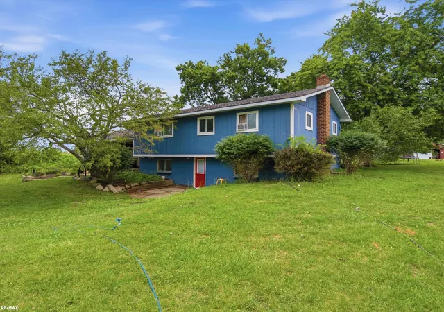 4th image of 3111 Howland Rd, Almont, MI 48003 | MLS# 58050214392