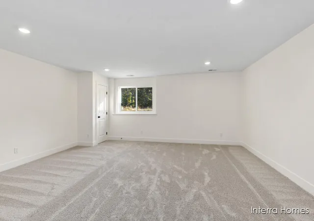 2nd image of 6136 Burgess Dr, Spring Lake, MI 49456
