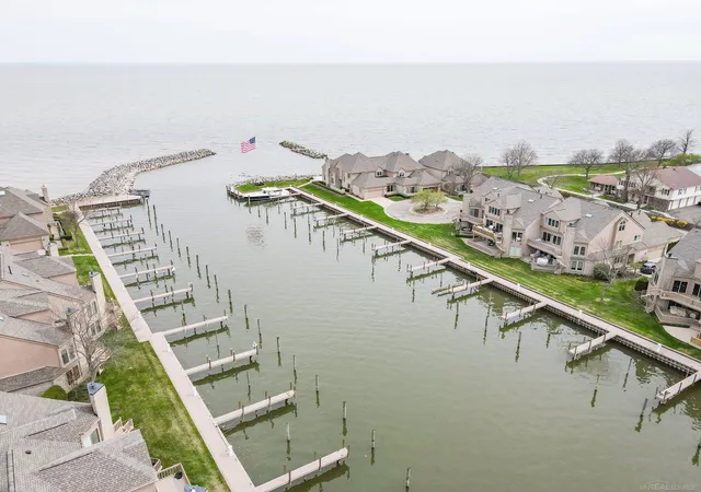 Photo 2 of Condo for sale at 26230 Harbour Pointe Dr, Harrison Township, MI 48045 | MLS# 58050214396 | Listing updated on 2026-07-12