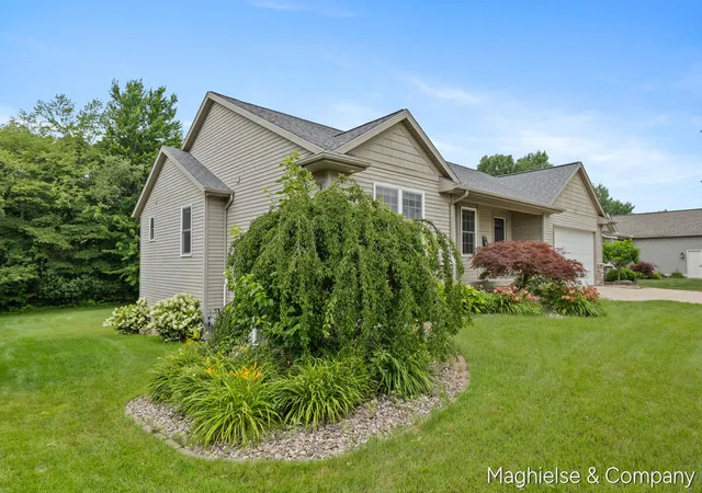 2nd image of 8665 Shore Way Dr Sw, Byron Center, MI 49315 | MLS# 65026035184