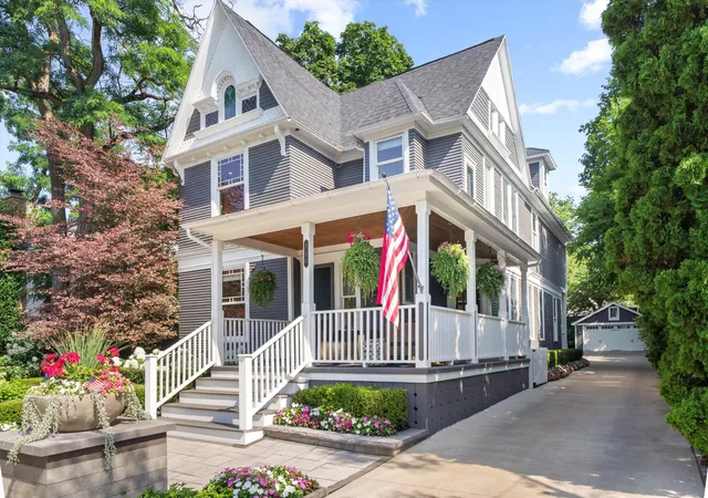 Photo 3 of Single family home for sale at 530 W Main St, Northville, MI 48167 | MLS# 81026035187 | Listing updated on 2026-08-20