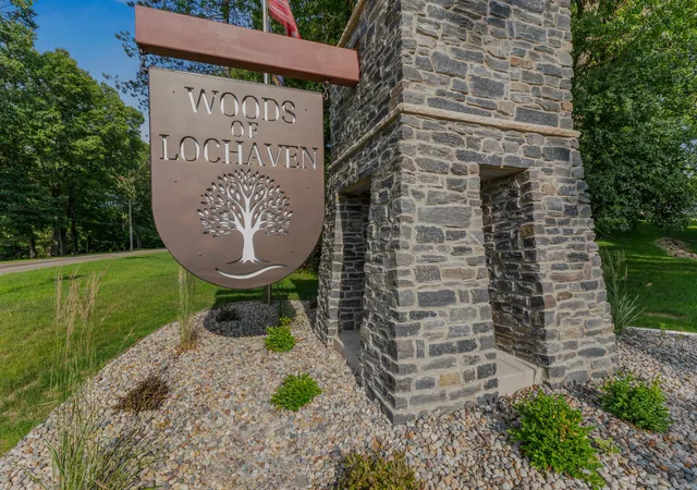 Photo 2 of Condo for sale at 1222 Lochaven Cir, Hillsdale, MI 49242 | MLS# 53026035189 | Listing updated on 2026-09-02