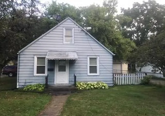 Photo 1 of Single family home for sale at 226 Dunlap St, Lansing, MI 48910 | MLS# 65026035178 | Listing updated on 2026-09-09