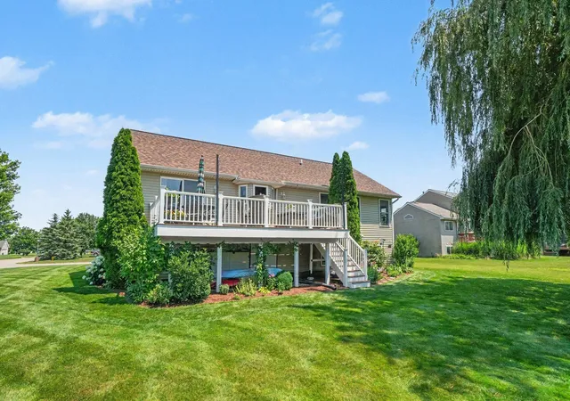 27th image of 1433 Hillridge Wy, Zeeland, MI 49464 | MLS# 71026035190