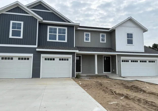 3rd image of 6138 Burgess Dr #5, Spring Lake, MI 49456 | MLS# 65026035185