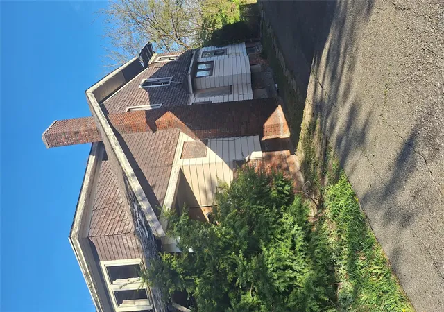 Photo 2 of Single family home for sale at 85 Geneva St, Highland Park, MI 48203 | MLS# 20261052941 | Listing updated on 2026-07-16