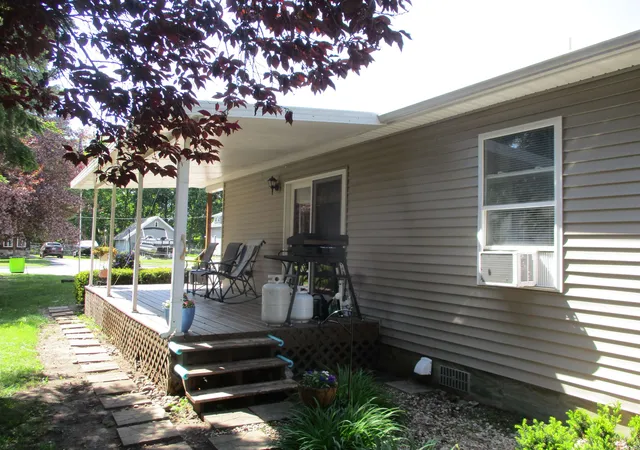 Photo 4 of Single family home for sale at 262 N Burgess St, West Branch, MI 48661 | MLS# 77080070900 | Listing updated on 2026-07-15