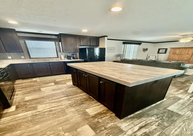 5th image of 1062 Jefferson Ct, Mount Pleasant, MI 48858 | MLS# 79080070903