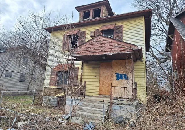 Photo 3 of Single family home for sale at 352 Highland St, Highland Park, MI 48203 | MLS# 20261052950 | Listing updated on 2026-07-16