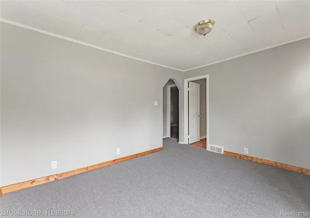 Photo 3 of Single family home for sale at 62 Court St, Pontiac, MI 48342 | MLS# 20261052957 | Listing updated on 2026-10-09