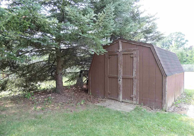 25th image of 5232 E Broadway Rd, Mount Pleasant, MI 48858 | MLS# 79080070908