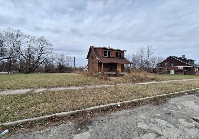 Photo 1 of Single family home for sale at 308 Cortland St, Highland Park, MI 48203 | MLS# 20261052984 | Listing updated on 2026-07-16