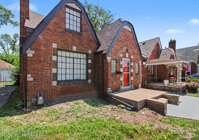 Photo 3 of Single family home for sale at 11244 Wayburn St, Detroit, MI 48224 | MLS# 20261052993 | Listing updated on 2026-07-17