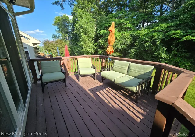 Photo 2 of Condo for sale at 8165 Timber Trl, White Lake, MI 48386 | MLS# 20261053002 | Listing updated on 2026-07-27